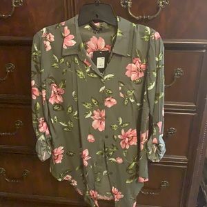 (NWT) Fashion Nova shirt
